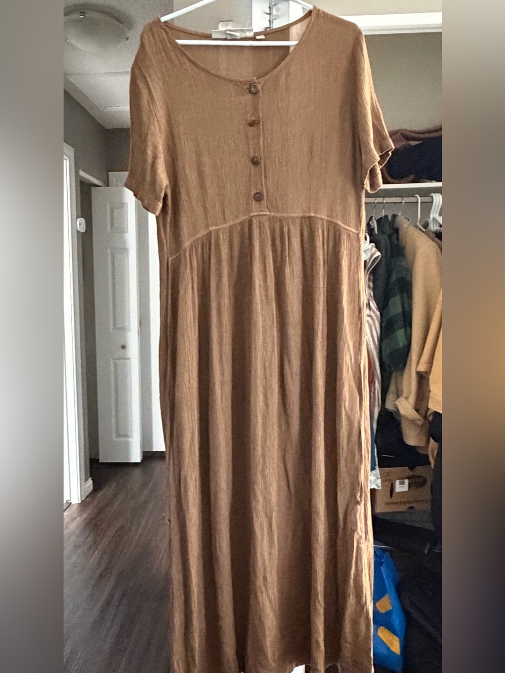 BCBGMaxAzria Casual Button-Front Maxi Dress in Brown